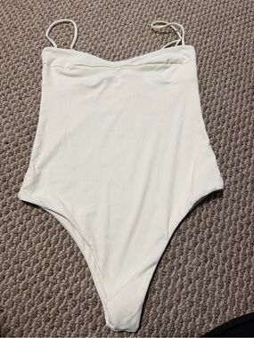 Aila blue PEARL ONE PIECE